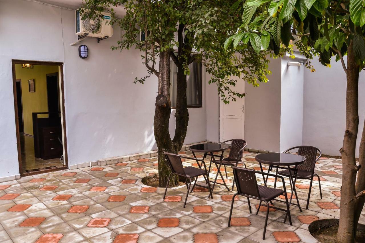 Hotel Garden Tbilisi Exterior photo